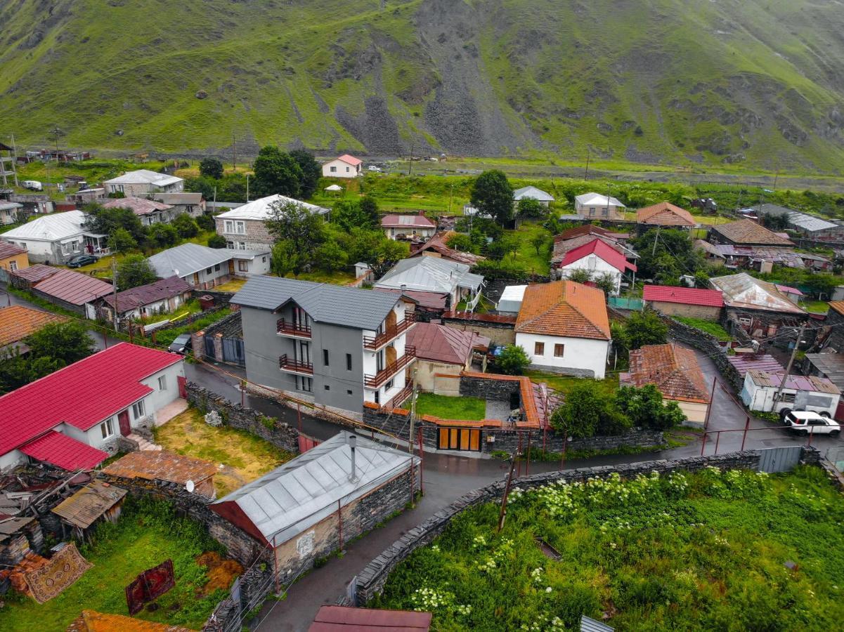 Sno Inn Kazbegi Екстер'єр фото